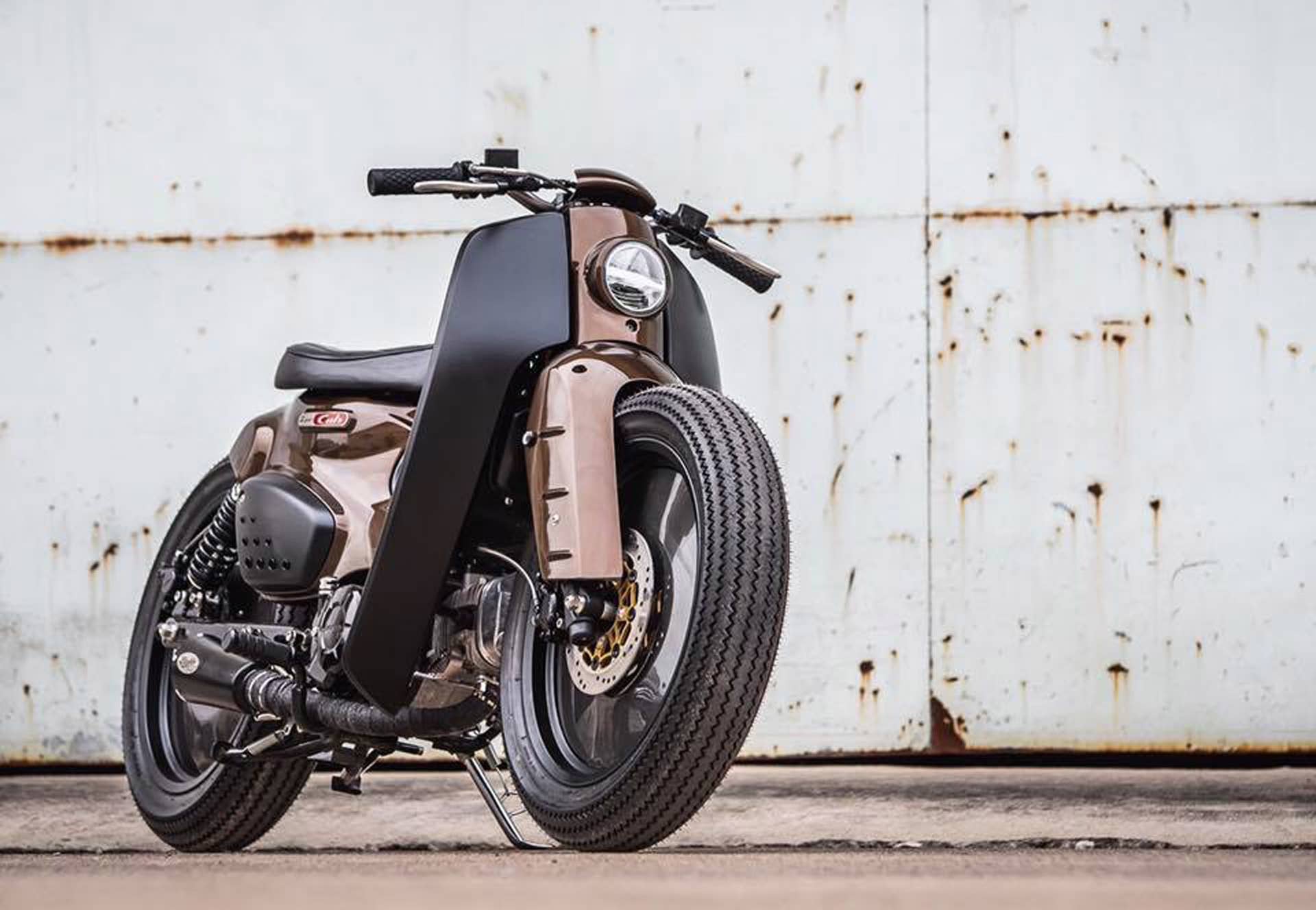 Honda Super Cub gets tuned into a super-cool cafe racer - Autoblog